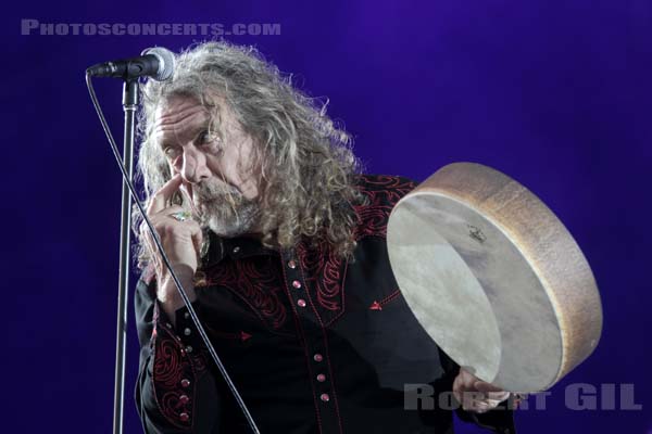 ROBERT PLANT AND THE SENSATIONAL SPACE SHIFTERS - 2016-07-02 - HEROUVILLE SAINT CLAIR - Chateau de Beauregard - Scene Beauregard - Robert Anthony Plant